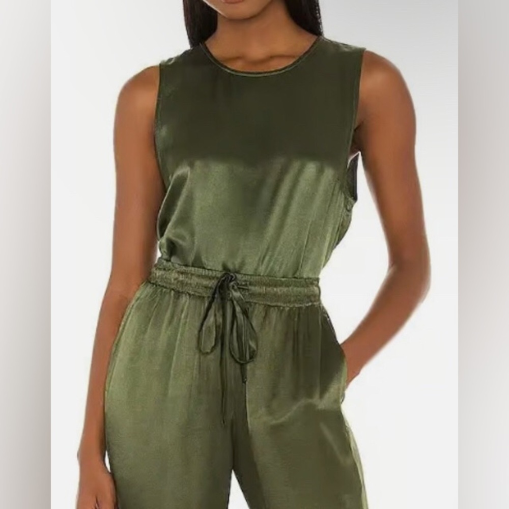 Nation LTD Women's Medium Green Rayon Uma High Neck Muscle Tank Satin